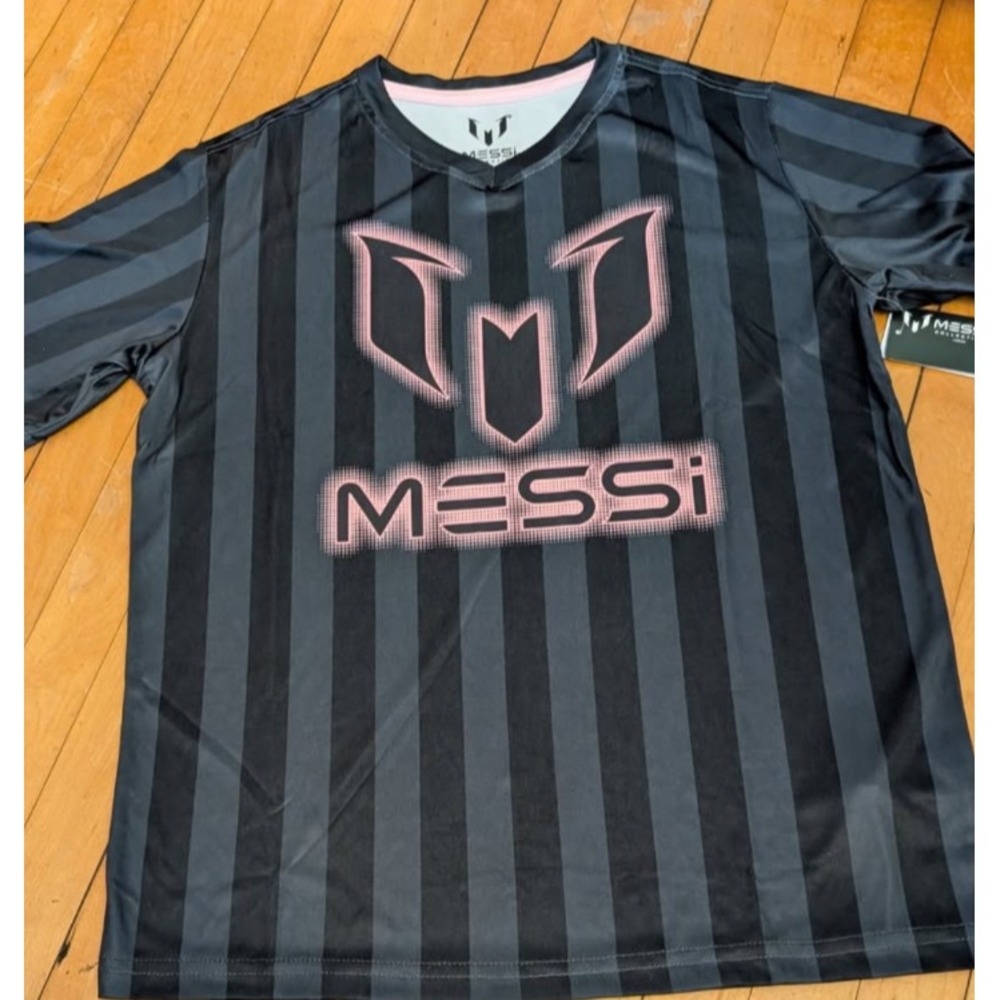 Messi Collection Youth Soccer Jersey  NEW Black/pink  LARGE NWT
